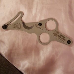 Cigar Club Fox Manniago Tool